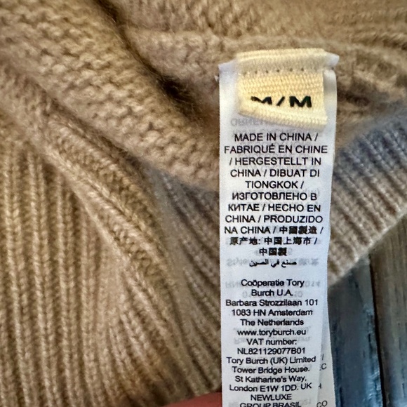 EUC! Tory Burch /Tory Sport Cashmere Relaxed Turtleneck - Size M - Picture 9 of 10